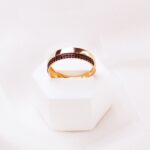 Pierścionek złoty z czarnymi cyrkoniami, próba 585