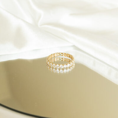 Pierścionek złoty wysadzany cyrkoniami obrączka Endless