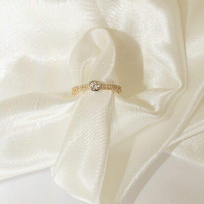 Pierścionek złoty z cyrkoniami Zarela