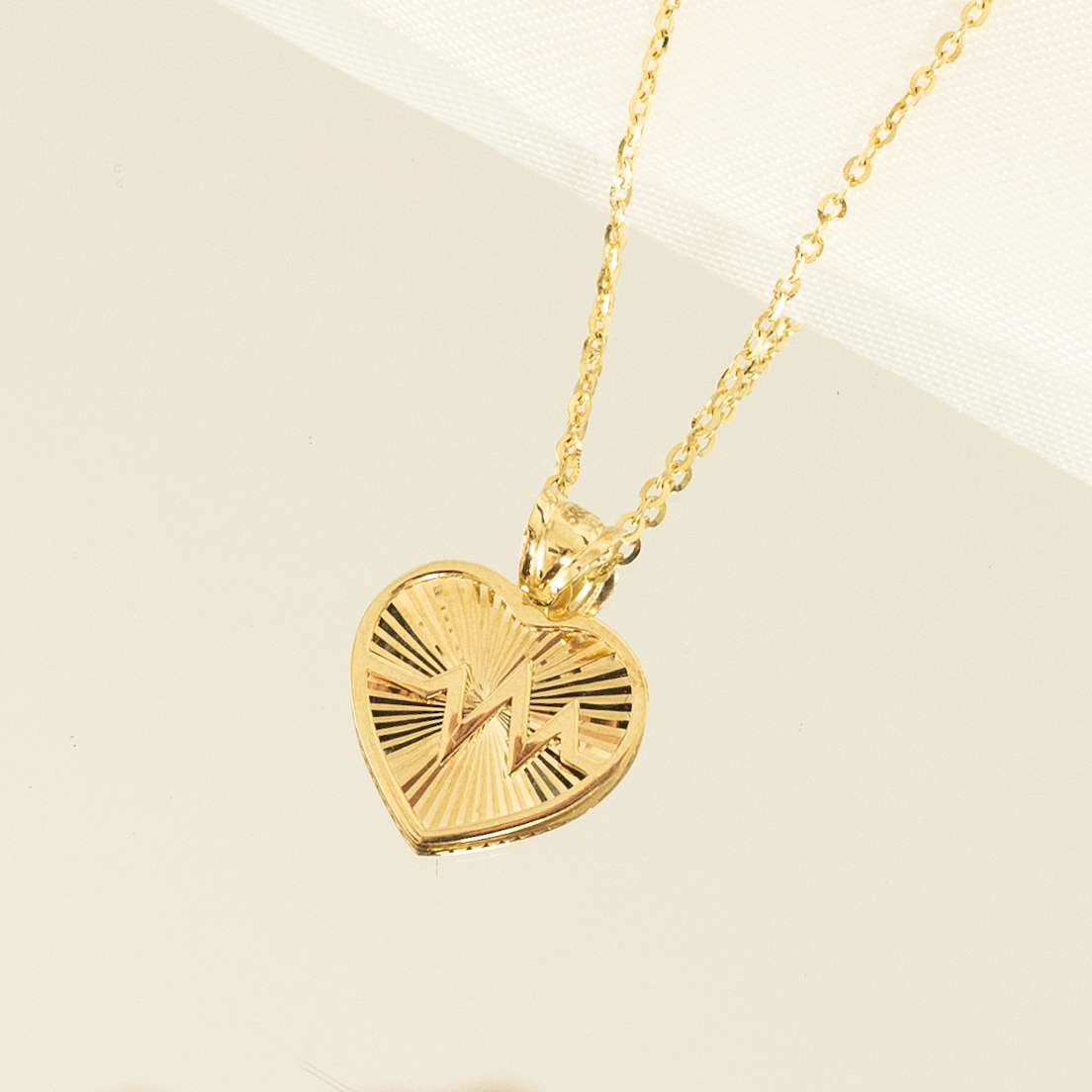 Zawieszka złota diamentowane serce z linią życia L'amour Zawieszka złota diamentowane serce z linią życia L'amour