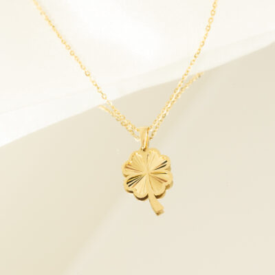 Zawieszka złota diamentowana koniczyna Clavier