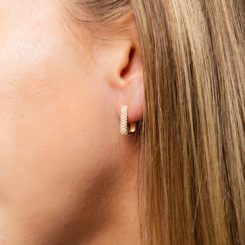 Kolczyki złote z cyrkoniami na zapięciu angielskim