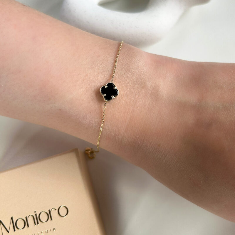 Bransoletka złota z dużą czarną koniczyną